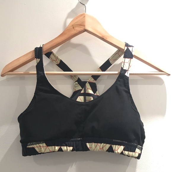 SOLD | Oiselle sports bra size 4 - Picture 5 of 5